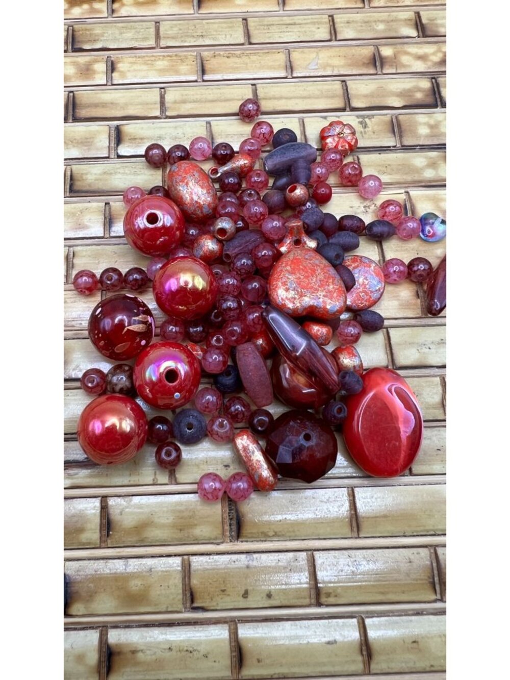 Mixed Red Beads Assortment For Jewelry Crafting – Glass Ceramic & Resin Variety